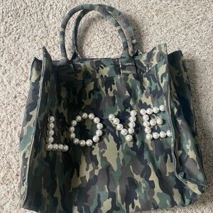 Btb Los Angeles Bloomingdale’s exclusive camo pearl tote love